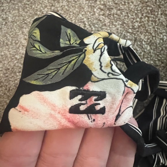 Reversible printed billabong bikini top - Picture 3 of 3